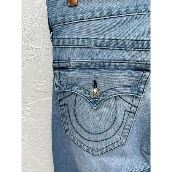 True Religion Mens Distressed Straight Cut Denim Jeans Light Blue Size 32 - Picture 9 of 16
